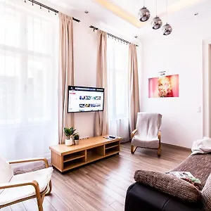  Апартаменты Bpr D8 Premier